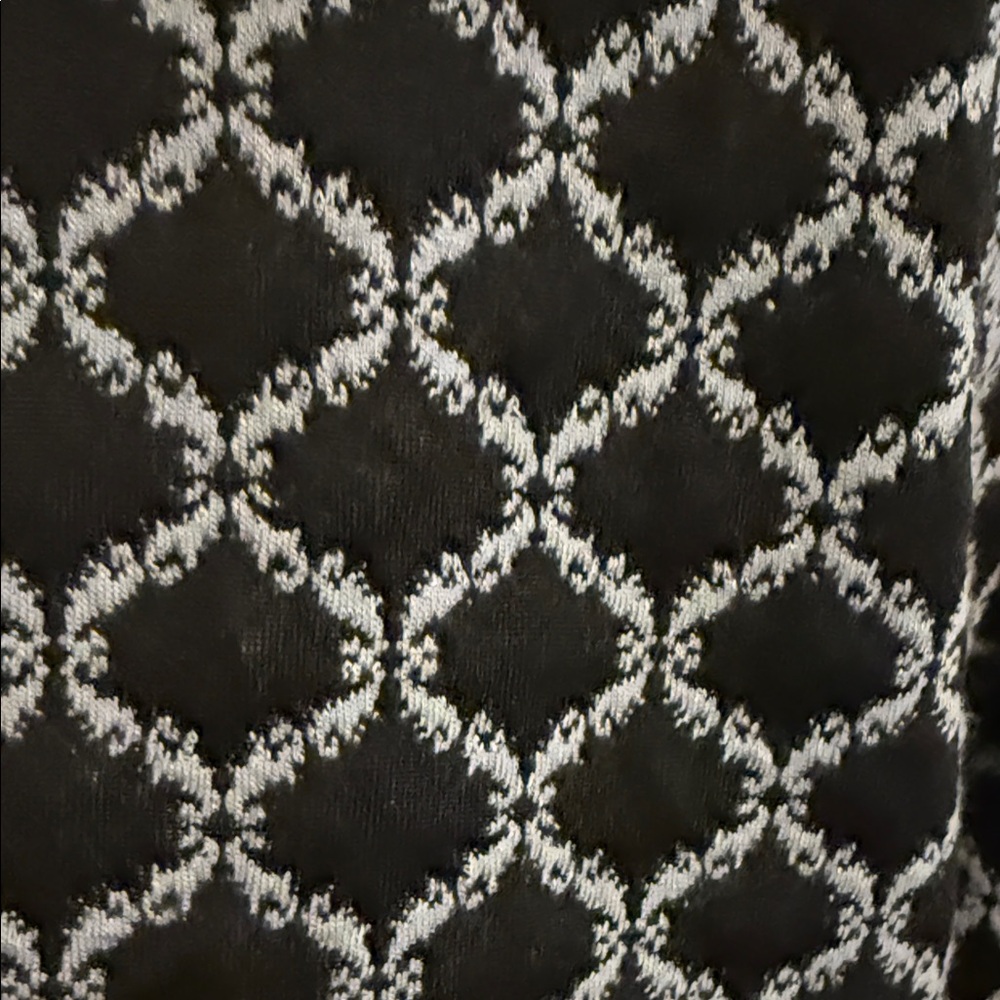 Elegant  Patterned Dress - Picture 5 of 5